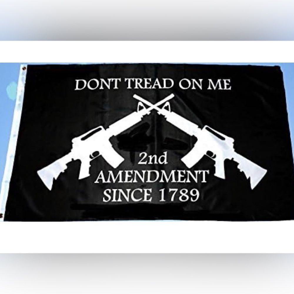 NEW 2nd Amendment Don't Tread on Me M16 Crossed Rifles FLAG, 3'x5' Black - Picture 1 of 1